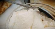 Творожный сыр из кефира в морозилке — рецепт из одного ингредиента | 17